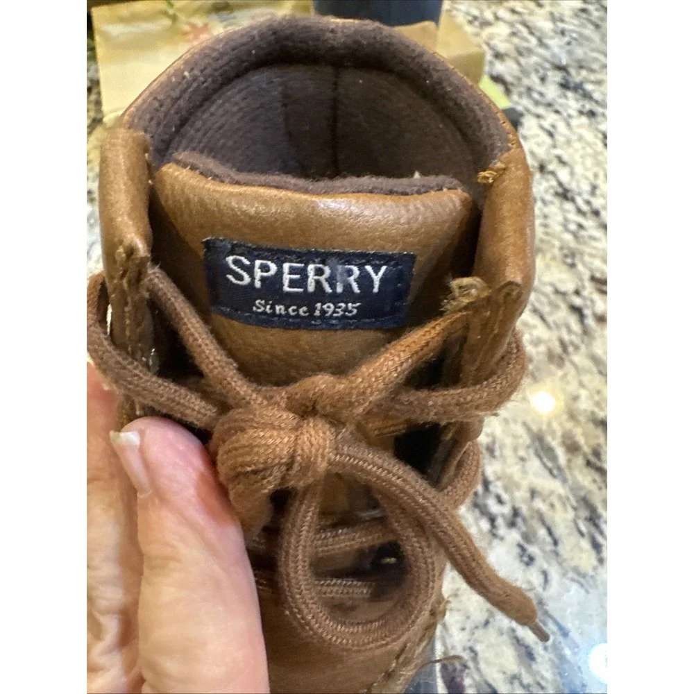 Sperry port boot